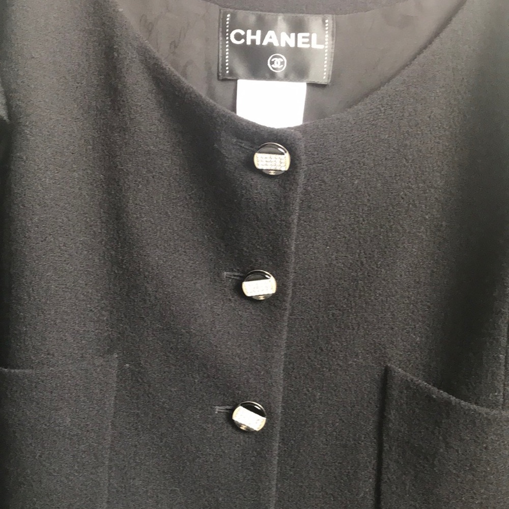 Chanel blazer size 36